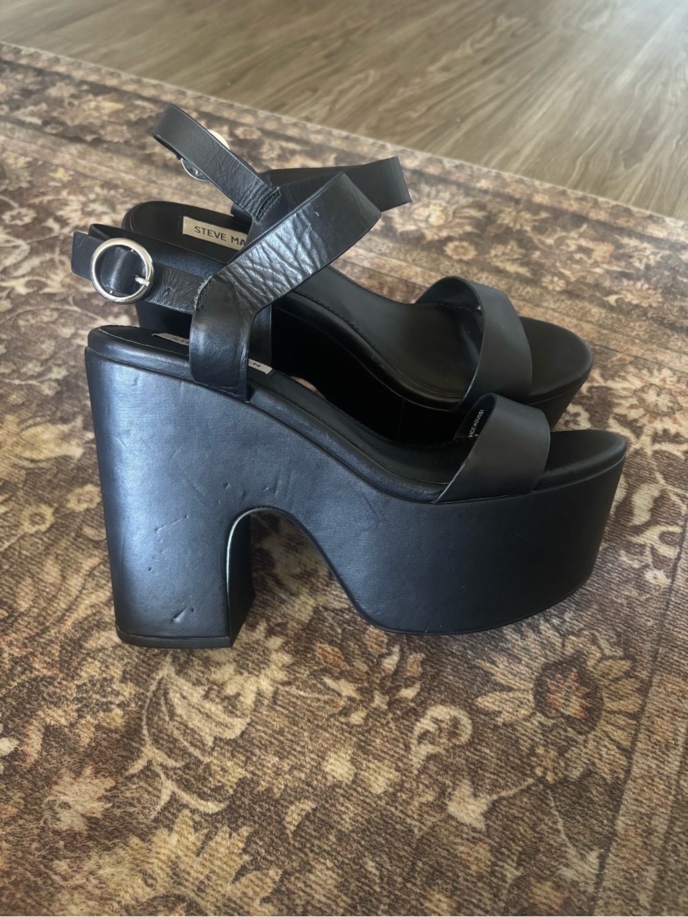 Steve Madden Advice Retro Black Platform Sandal Heels Size 9.5